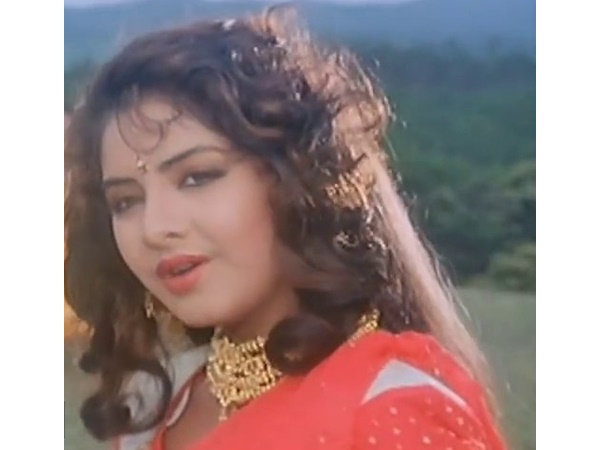 ദിവ്യ ഭാരതിയ്ക്കു പകരം മറ്റ് നടികൾ: