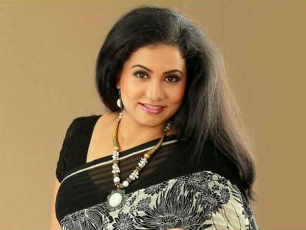 കുഞ്ഞിനെ വിഡ്ഢിയാക്കി