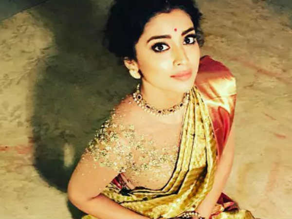 ശ്രിയ കലിപ്പിലാണ്