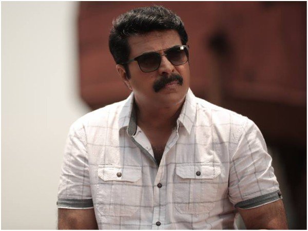  രാഷ്ട്രീയക്കാരനായി മമ്മൂട്ടി