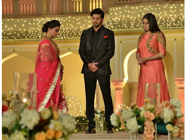 ആര്യയെക്കുറിച്ച് അബര്‍നദി