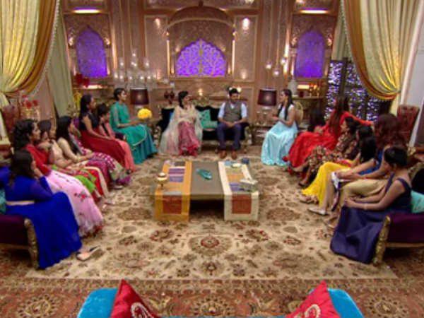  16 പേരില്‍ നിന്നും 3 പേരിലേക്ക്