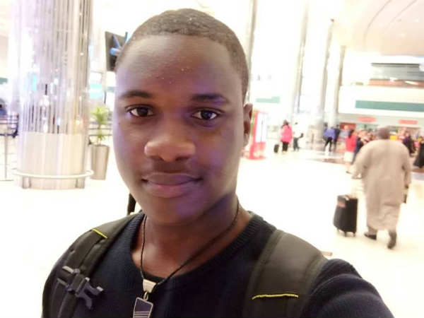 പറഞ്ഞു പറ്റിച്ചു