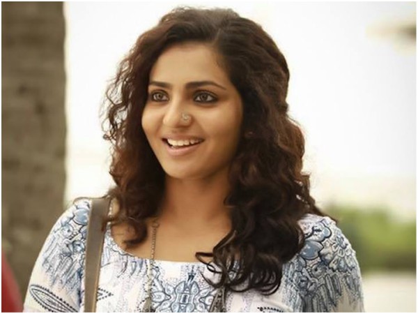 മികച്ച നടിയായി പാര്‍വതി	