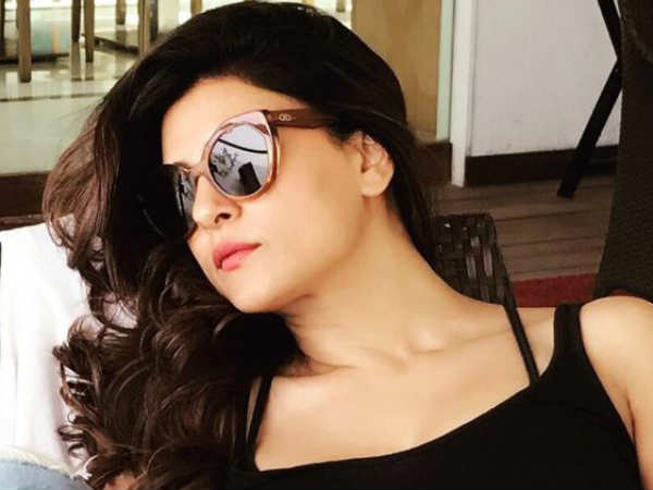 പരാതി നൽകാതിരുന്നതിന്റെ കാരണം