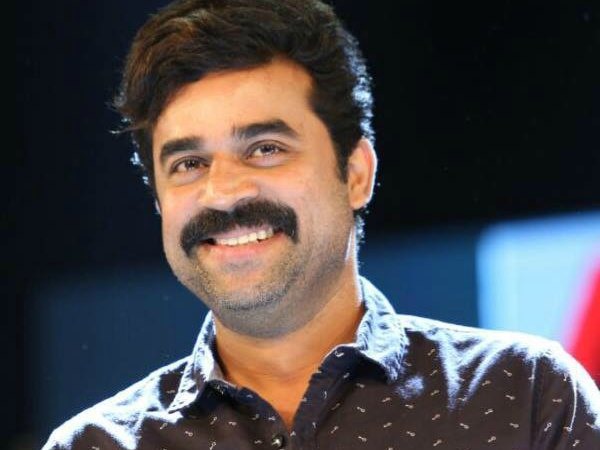   സപ്പോര്‍ട്ടുമുണ്ട്... 