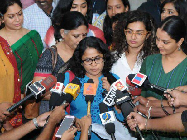 നേരിട്ട് പറഞ്ഞില്ല