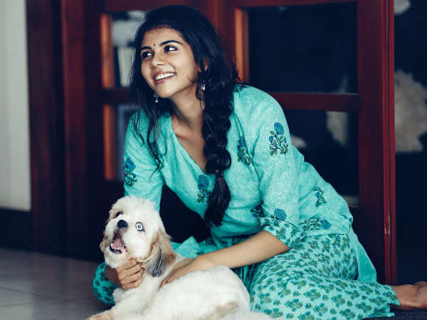 ഭക്ഷണം കഴിക്കാൻ പോകുന്നത് ലാൽ അങ്കിളിന്റെ വീട്ടിൽ