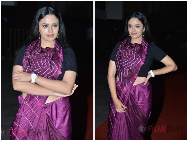 മാളവിക നായര്‍ 