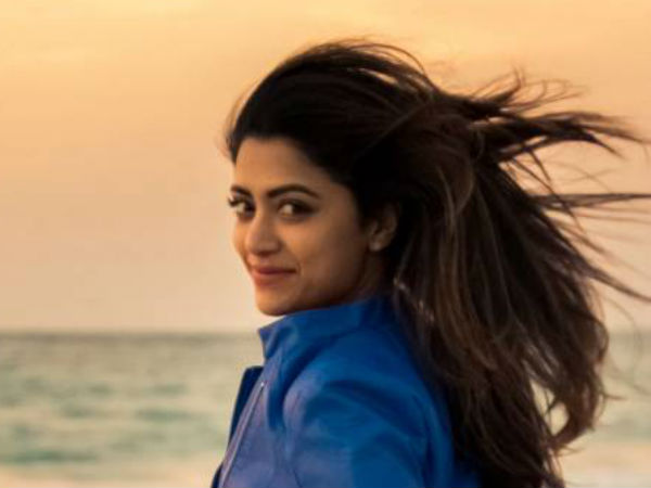 നയനിൽ മംമ്തയും