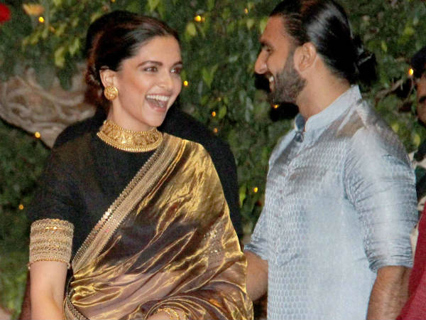  ഹിന്ദു അചാര പ്രകാരമുള്ള വിവാഹം