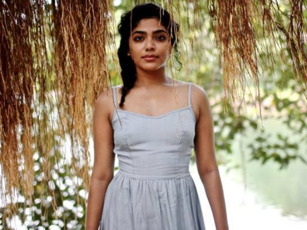 റിമ കല്ലിങ്കല്‍