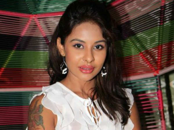  10000 ഡോളർ 