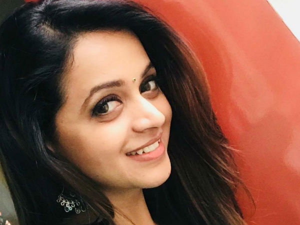 കന്നഡയില്‍ സജീവം