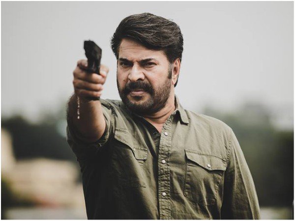 ബ്ലോക്ക് ബസ്റ്ററിലേക്ക് കുതിക്കുന്നു