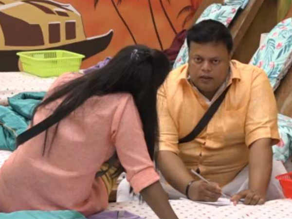  ശ്രീനീഷ് ചർച്ച വിഷയമായി