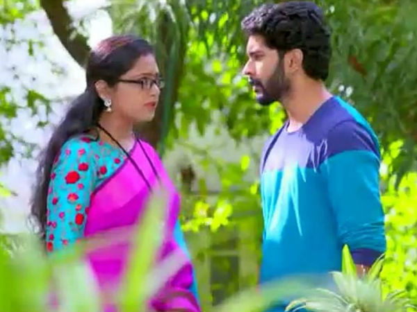 വിവാഹം മോചനം വേണമെന്ന് കാവ്യ