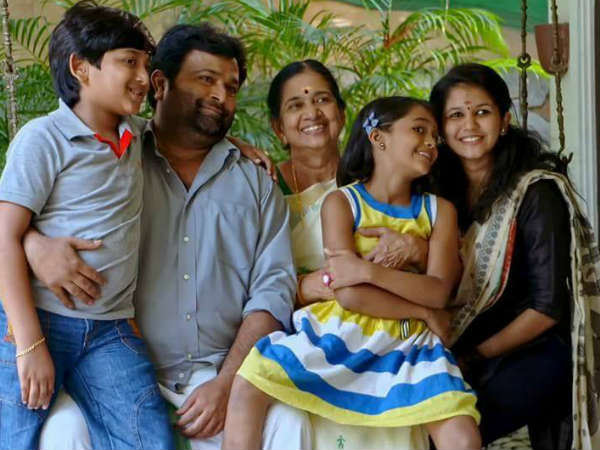 ഉപ്പും മുളകിന്റെ സംവിധായകന്‍ പുറത്തേക്ക് 