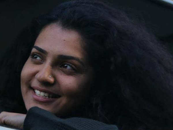 കൂടെയിൽ സംഭവിക്കുന്നത് 