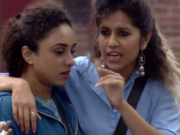 പേളി മാണി രഞ്ജിനി ഹരിദാസും തമ്മിലുളള പ്രശ്നം