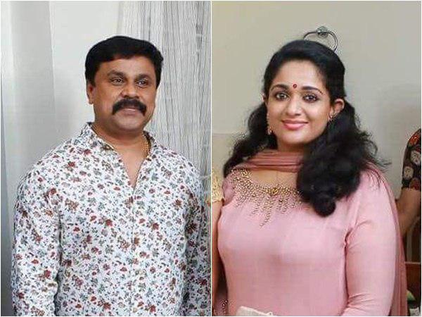 പൊതുവേദിയില്