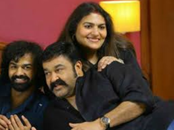 മോഹന്‍ലാലിന്റെ പിന്തുണ