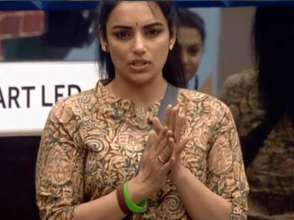   പേളിയ്ക്ക് തന്നോടുളള പ്രശ്നം