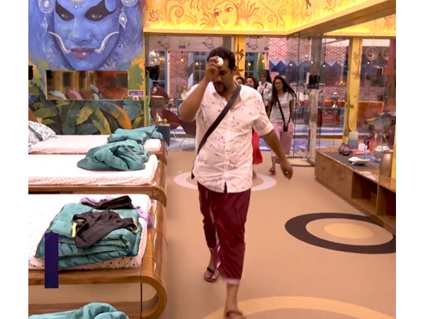 റേറ്റിങ്ങിൽ  താഴെ