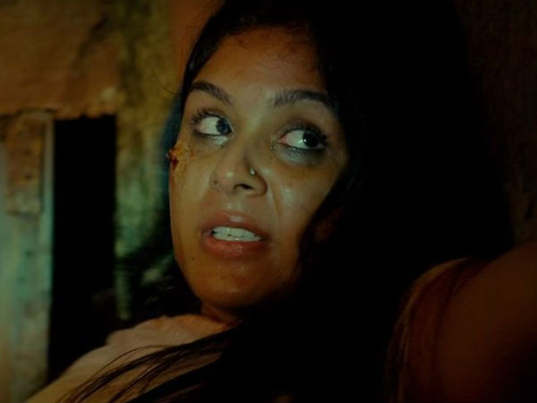 കവര്‍ ഗേളായി എത്തി