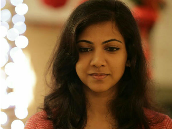 നായകനെ ചുംബിക്കണം