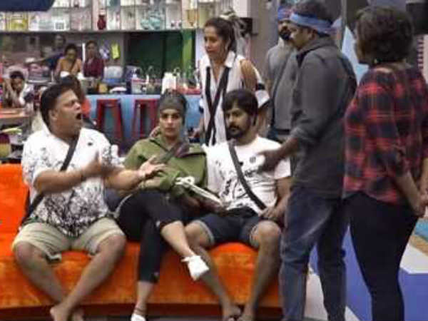  തെറ്റുകൾ ചൂണ്ടിക്കാട്ടുന്നു