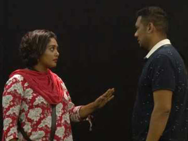  സാബുവും ഹിമയും തമ്മിൽ