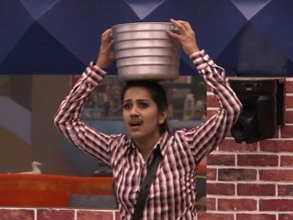 രഞ്ജിനി തകര്‍ത്തു