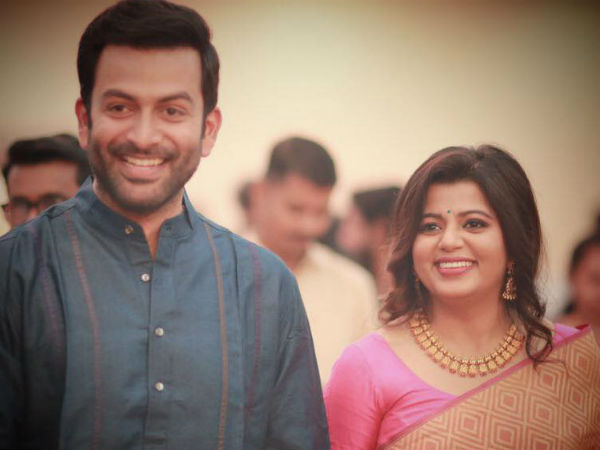 വികൃതിക്കാരിയാണ്