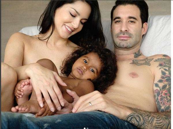 സിനിമയ്ക്കപ്പുറത്തുള്ള പ്രവര്‍ത്തനം 