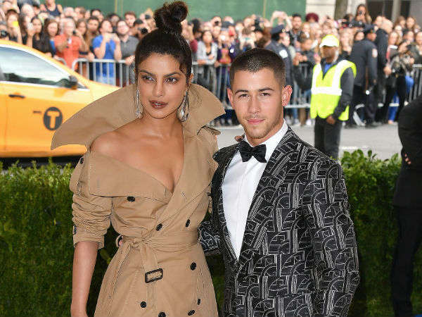 ഇടയ്ക്കിടയ്ക്കുള്ള കണ്ടുമുട്ടല്‍ 