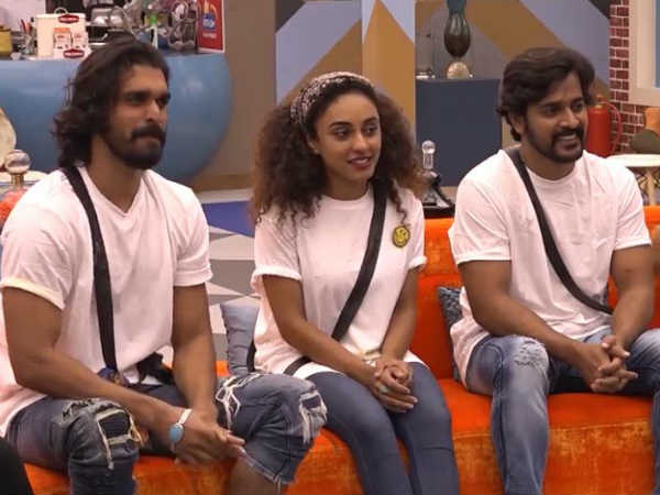 വീട്ടില്‍ പോകണമെന്നാവശ്യപ്പെട്ടു