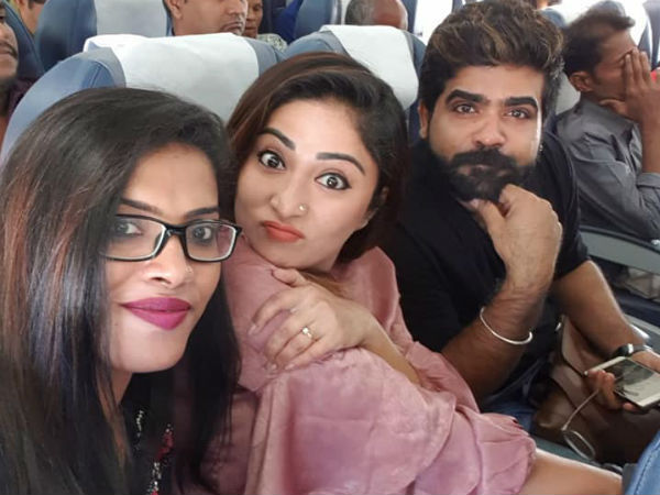 ഗ്രാന്‍റ് ഫിനാലെയില്‍ പങ്കെടുക്കുന്നു