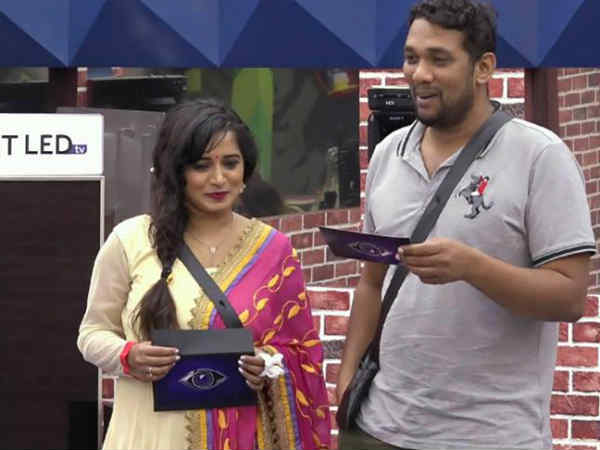  വിശ്വസിക്കാനാവാതെ മറ്റുള്ളവര്‍