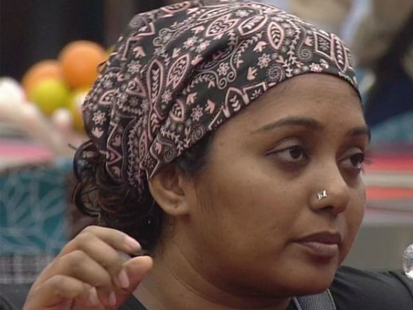  പേളി ഫേയ്ക്കാണ്