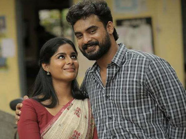 തീവണ്ടി