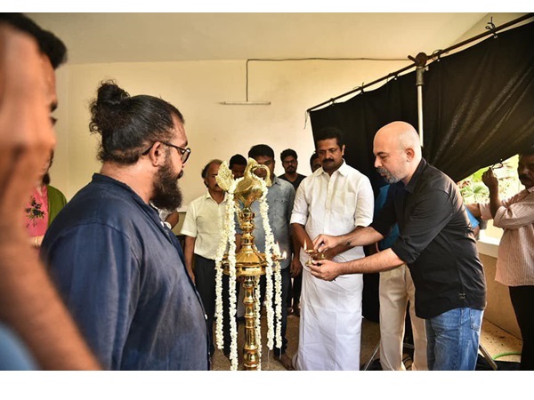 ഷൂട്ടിംഗ് ആരംഭിച്ചു