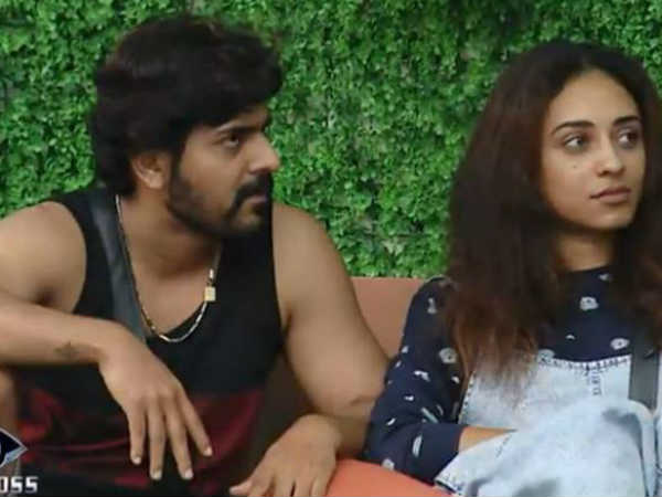 പേളി ശ്രീനീഷ് ബന്ധം