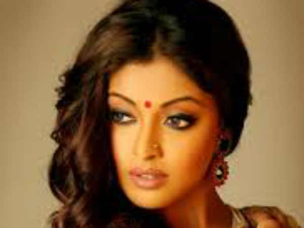 നുണ പറഞ്ഞു 