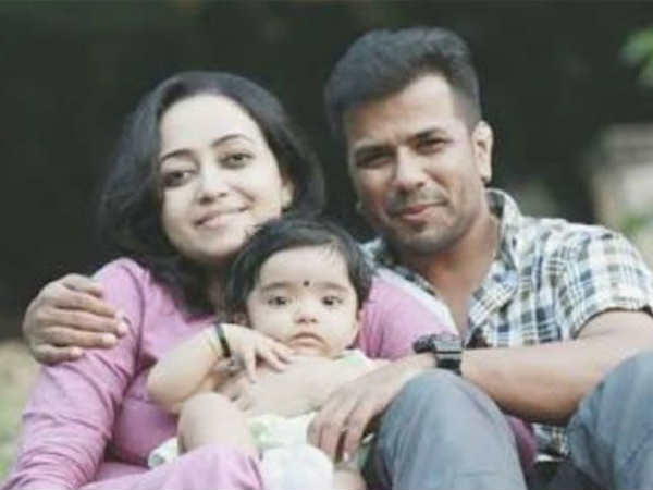 പ്രാർത്ഥനയുമായി  സുഹൃത്തുക്കൾ