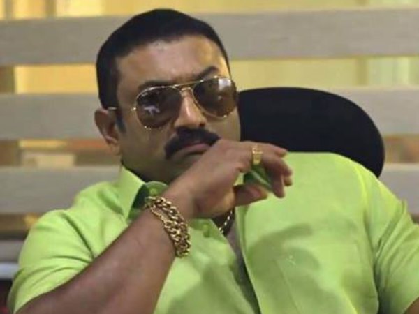 ചോര ഊറ്റി കുടിച്ച് വളരാൻ ആഗ്രഹിക്കുന്നു