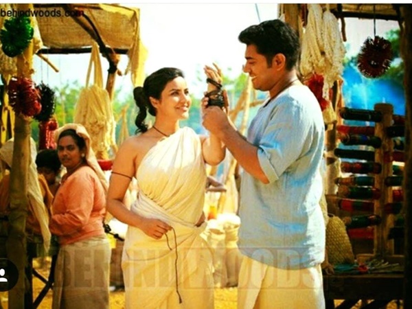 കഥാപാത്രത്തിന്റെ രണ്ട് ഭാവമാറ്റങ്ങള്‍ 