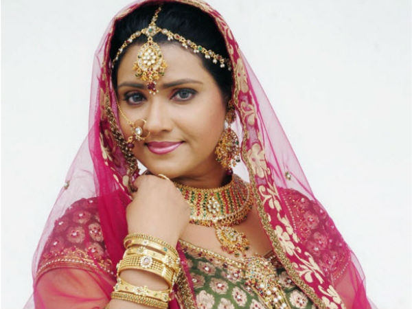 രാഷ്ട്രീയത്തിലിറങ്ങുന്നു.. 