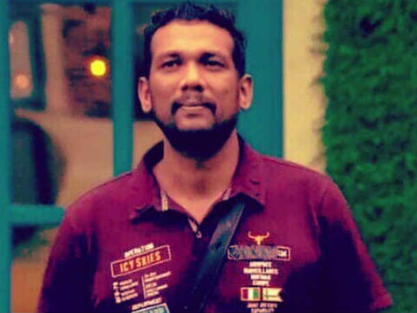 അറസ്റ്റ് ആഹ്വാനത്തിനിടയില്‍