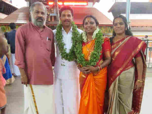 വീണ്ടും വിവാഹിതരായി